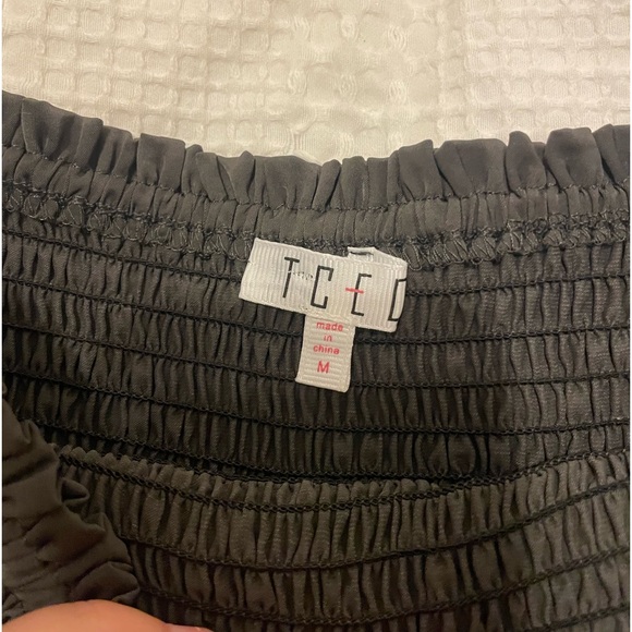 TCEC Smocked Shorts - Picture 4 of 4